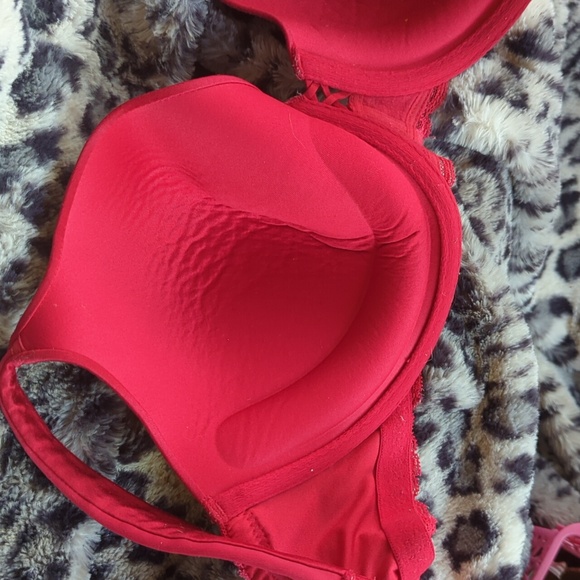 Pretty NWOT Self Expressions by Maidenform in size 36DD. - Picture 10 of 11